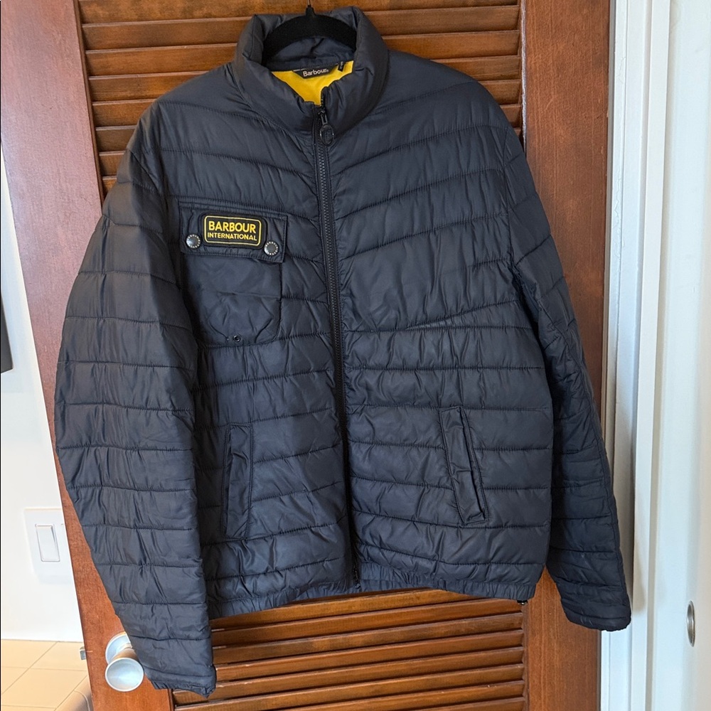 Barbour Men's Dark Quilted Puffer Jacket